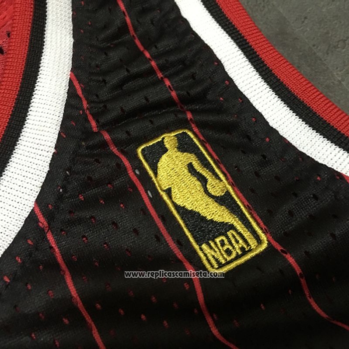 Camiseta Chicago Bulls Michael Jordan #23 Mitchell & Ness Negro